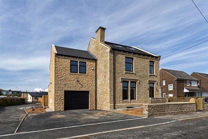 5 Bedroom Detached House For Sale In Laund Road, Salendine Nook, Huddersfield, HD3