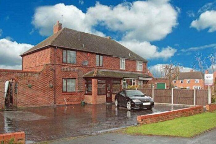 3 Bedroom Property To Rent In Kinfare Drive, Wolverhampton, WV6