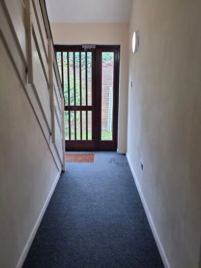 Studio To Rent In Kilberry Close, Isleworth, TW7