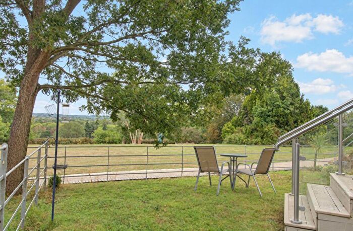 1 Bedroom Apartment For Sale In Langhurstwood Road, Horsham, RH12
