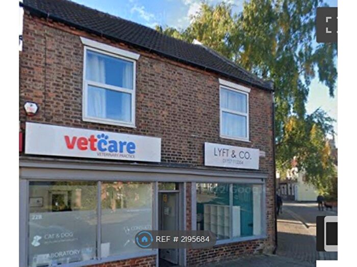 2 Bedroom Flat To Rent In Church Hill, Selby, YO8