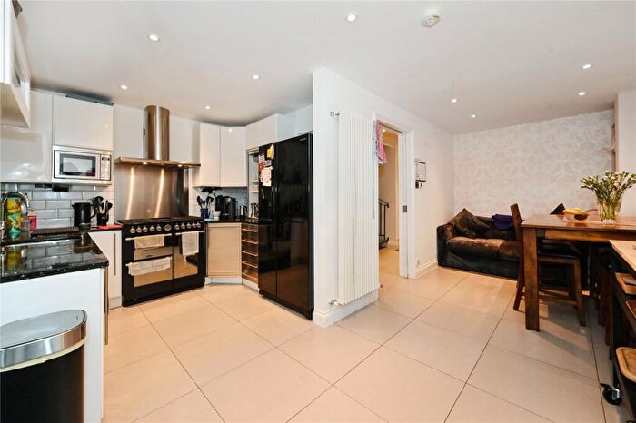 4 Bedroom Terraced House For Sale In Portland Square, London, E1W