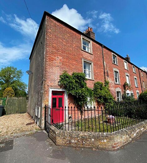 4 Bedroom End Of Terrace House For Sale In Portway, Warminster, BA12