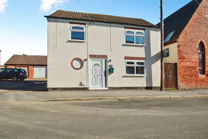 3 Bedroom Detached House For Sale In Alexandra Road, Mablethorpe, LN12