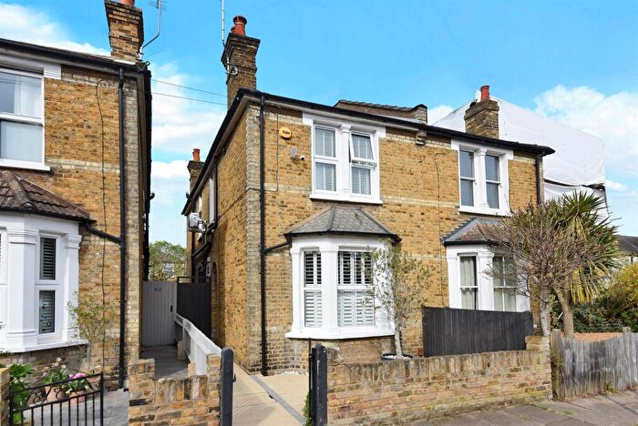 3 Bedroom Property For Sale In Balmoral Road, Kingston Upon Thames, KT1
