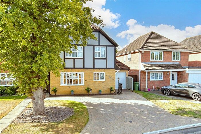 4 Bedroom Detached House For Sale In Viking Way, West Kingsdown, Sevenoaks, Kent, TN15