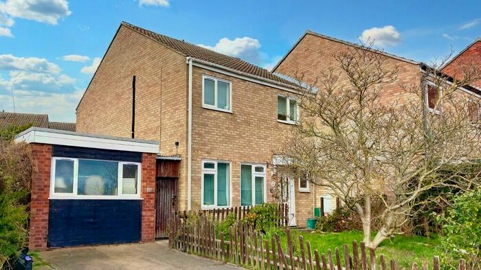 5 Bedroom Semi-Detached House To Rent In Laing Road, Colchester, Essex, CO4