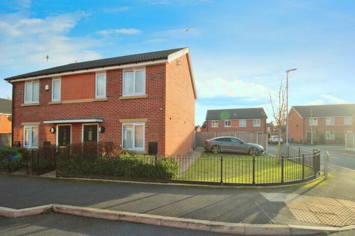 2 Bedroom Semi-Detached House To Rent In Peter Moss Way, Manchester, Greater Manchester, M19