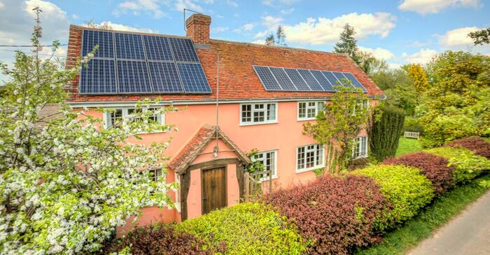 4 Bedroom Detached House For Sale In The Cottage, Jaspers Green, Shalford, Braintree, Essex, CM7