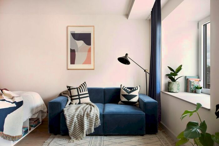 Studio To Rent In Walnut Tree Close, Guildford GU1