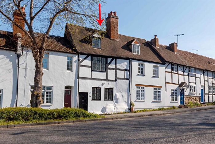 3 Bedroom Town House For Sale In Saltisford, Warwick, CV34