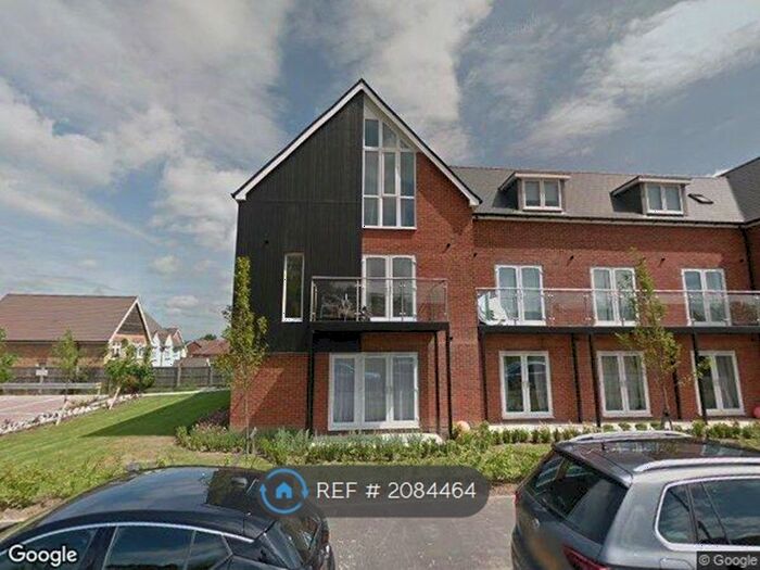 2 Bedroom Flat To Rent In Sheldon Way, Aylesford, ME20