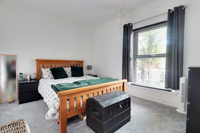 3 Bedroom Terraced House For Sale In Westbourne Grove, Hessle, HU13