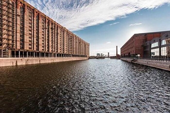 2 Bedroom Flat To Rent In Tobacco Warehouse, Stanley Dock, Liverpool, L3