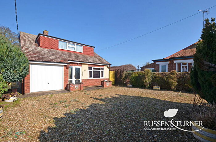 3 Bedroom Detached Bungalow For Sale In Manor Road, Heacham, PE31