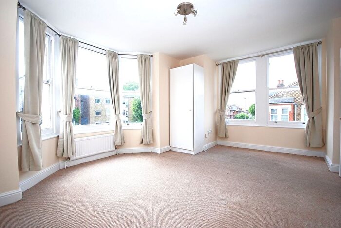 Studio To Rent In Earlsfield Road, Earlsfield, SW18