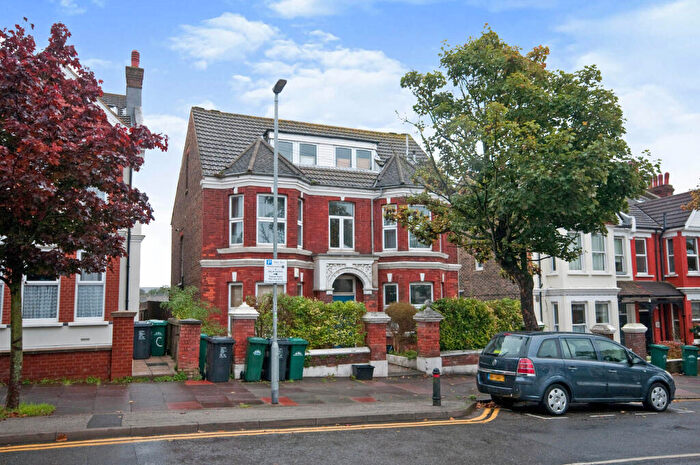 Flat To Rent In Ditchling Road, Brighton, BN1