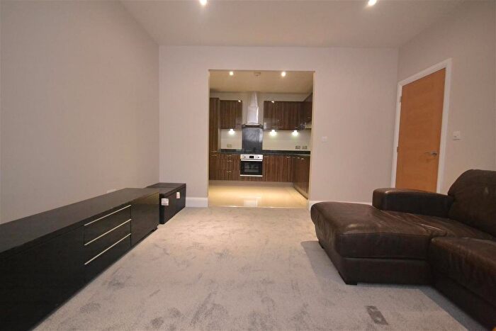 1 Bedroom Flat To Rent In Basingstoke Road, Reading, RG2
