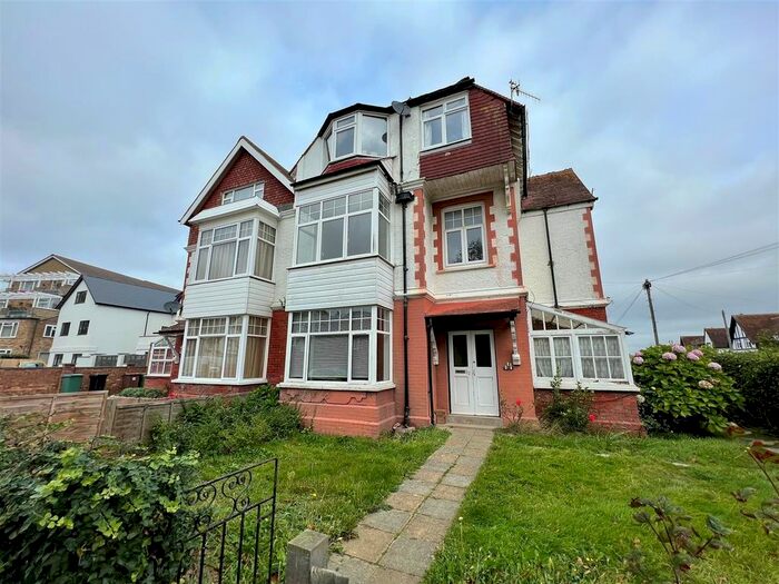 2 Bedroom Flat To Rent In Collington Avenue, Bexhill-On-Sea, TN39