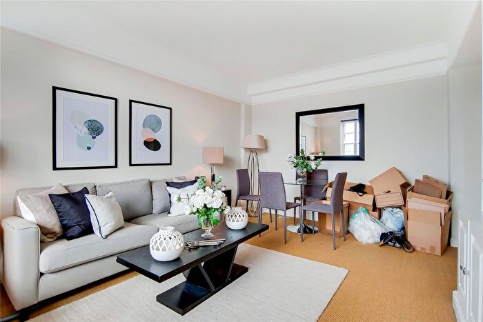 1 Bedroom Flat To Rent In Turks Row, London, SW3