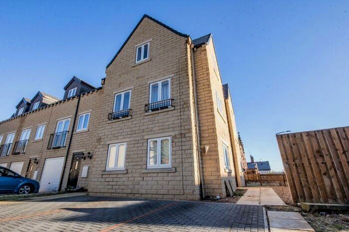 2 Bedroom Flat To Rent In Roman Gardens, Mexborough, S64