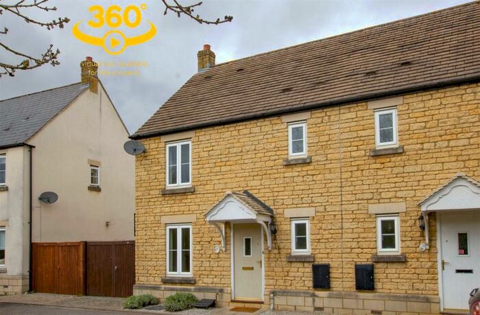 3 Bedroom Semi-Detached House To Rent In Lilac Way, Carterton, Oxfordshire, OX18