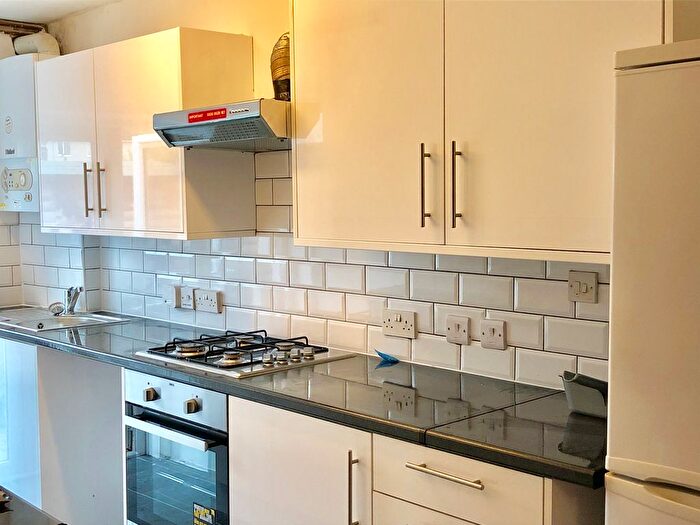 2 Bedroom Property To Rent In School Road, Dagenham, RM10