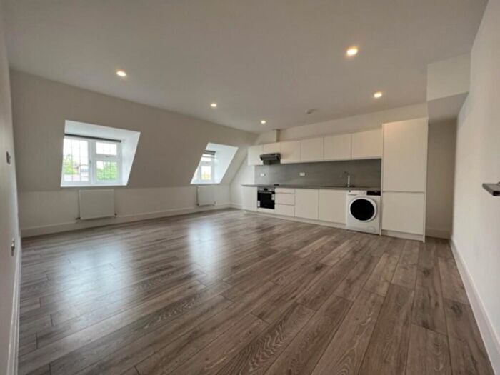 1 Bedroom Apartment To Rent In Sparrow House - Glengall Road, HA8