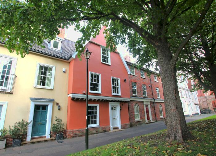 4 Bedroom Property To Rent In St Miles Alley, Norwich, NR3