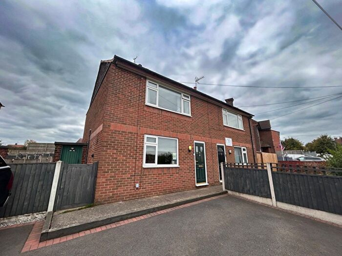 2 Bedroom Semi Detached House For Sale In Masefield Avenue, Holmewood, Chesterfield, S42
