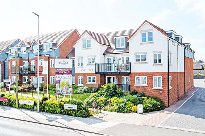 2 Bedroom Property For Sale In High Street, Rainham, Gillingham, ME8