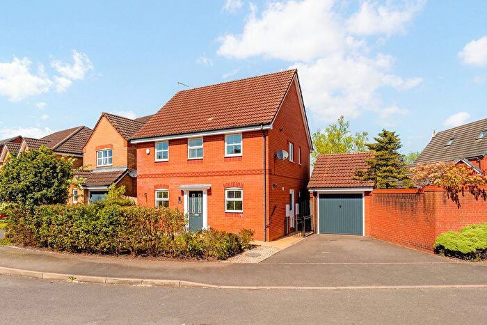 3 Bedroom Detached House For Sale In Holcroft Drive, Wigan, WN2