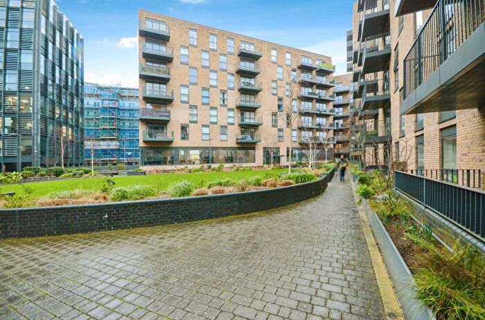 2 Bedroom Flat For Sale In Lyon Road, Harrow, HA1