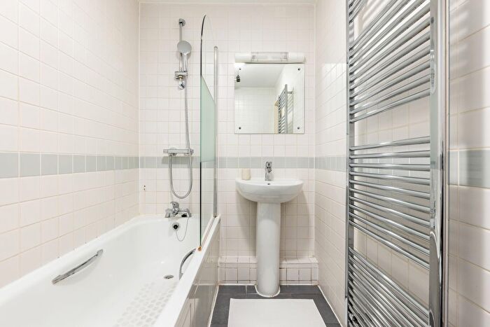 1 Bedroom Flat To Rent In Felstead Street, London, E9