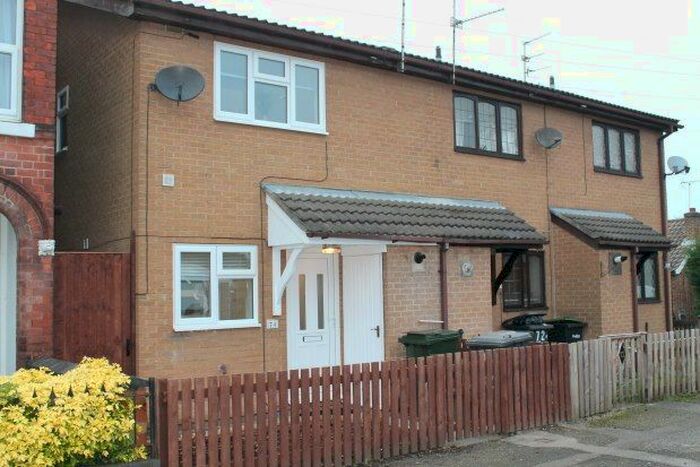 2 Bedroom Property To Rent In Netherfield, Nottingham, NG4
