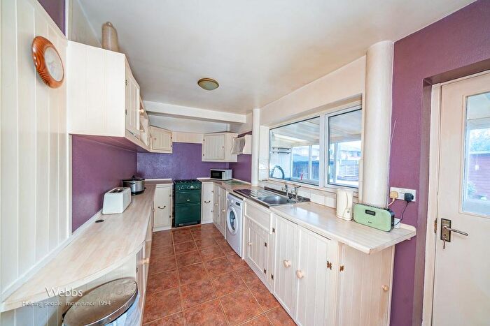 3 Bedroom Terraced House For Sale In Flaxhall Street, Walsall, WS2