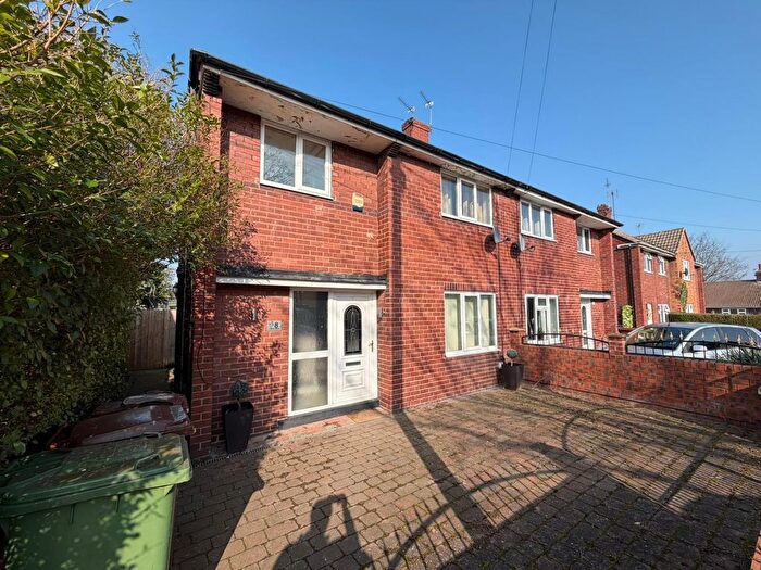 3 Bedroom Semi-Detached House For Sale In Fulford Street, Castleford, WF10