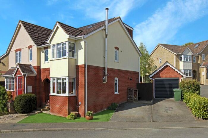 4 Bedroom Semi-Detached House For Sale In Beech Avenue, Halstead, CO9