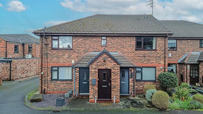 2 Bedroom Flat To Rent In Bridgewater Mews, London Road, Stockton Heath, WA4