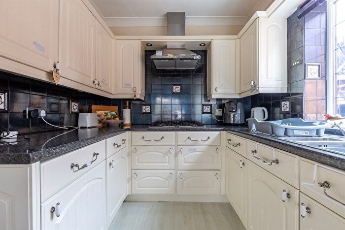 2 Bedroom Semi-Detached House For Sale In New Farm Court, The Village, Great Barrow, CH3