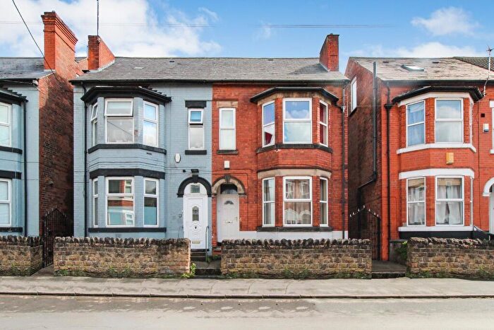 5 Bedroom Semi-Detached House For Sale In Kimbolton Avenue, Lenton, Nottingham, NG7