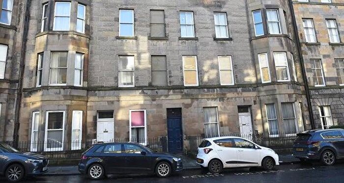 4 Bedroom Flat To Rent In East Preston Street, Newington, Edinburgh, EH8