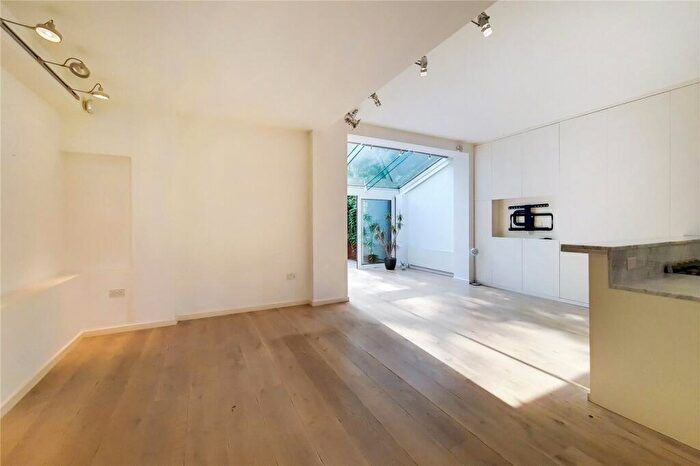 4 Bedroom Flat To Rent In Howitt Road, Belsize Park, NW3