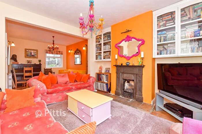 3 Bedroom Detached House For Sale In Winton Street, Ryde, Isle Of Wight, PO33