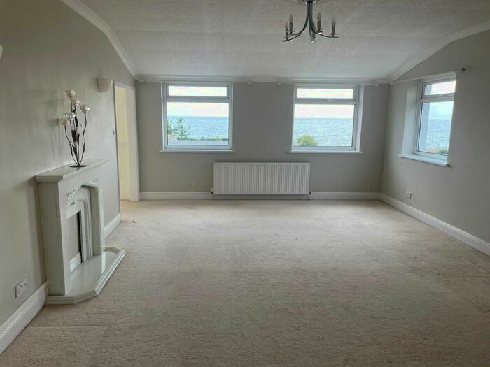 1 Bedroom Flat To Rent In Val Princeps Road, Pevensey, BN23