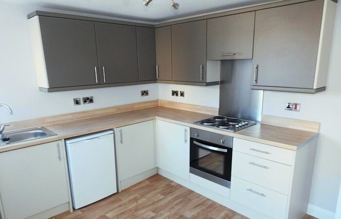 2 Bedroom Flat To Rent In Story Street, Hull, HU1