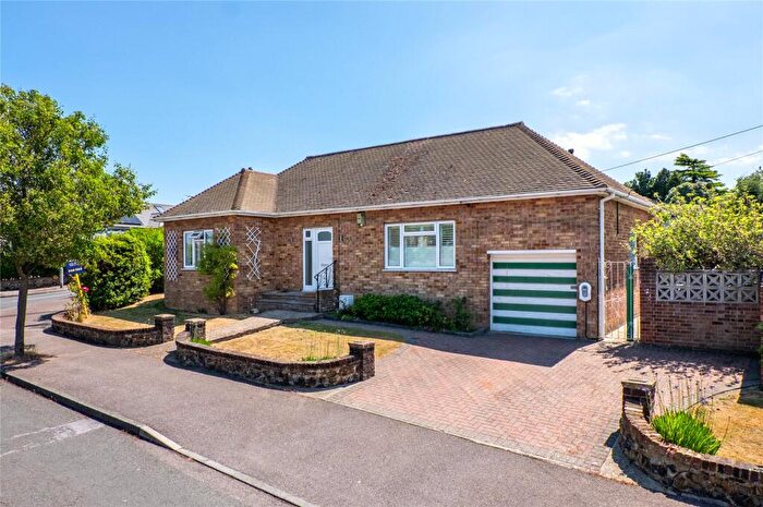3 Bedroom Bungalow For Sale In The Drive, Riverview Park, Gravesend, Kent, DA12