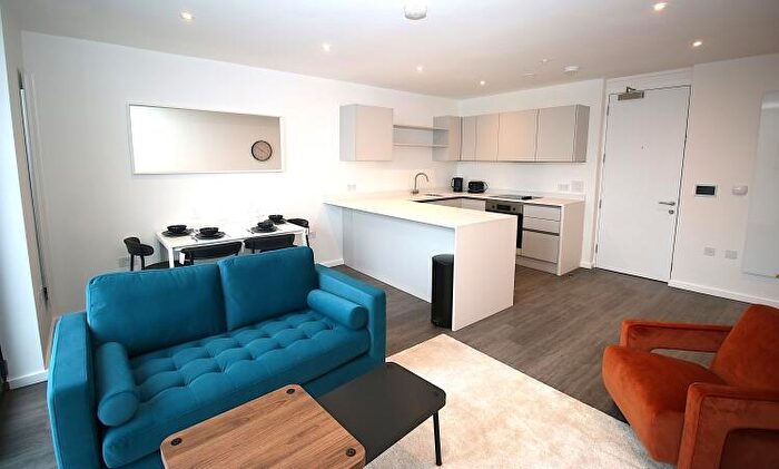 1 Bedroom Apartment To Rent In Uptown, Marlstone Avenue Salford, M3