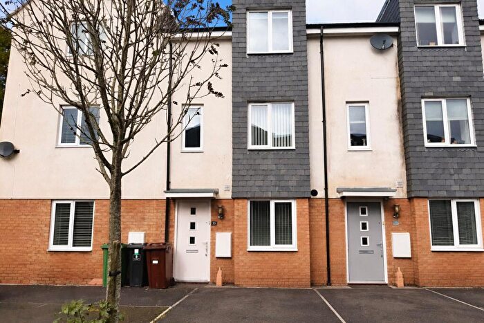 4 Bedroom Terraced House To Rent In Plymouth, Devon, PL6