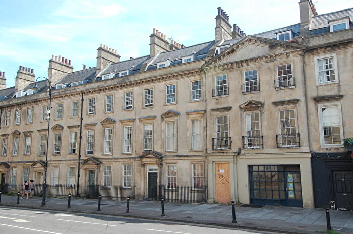 1 Bedroom Apartment To Rent In Bladud Buildings, City Centre, Bath, BA1